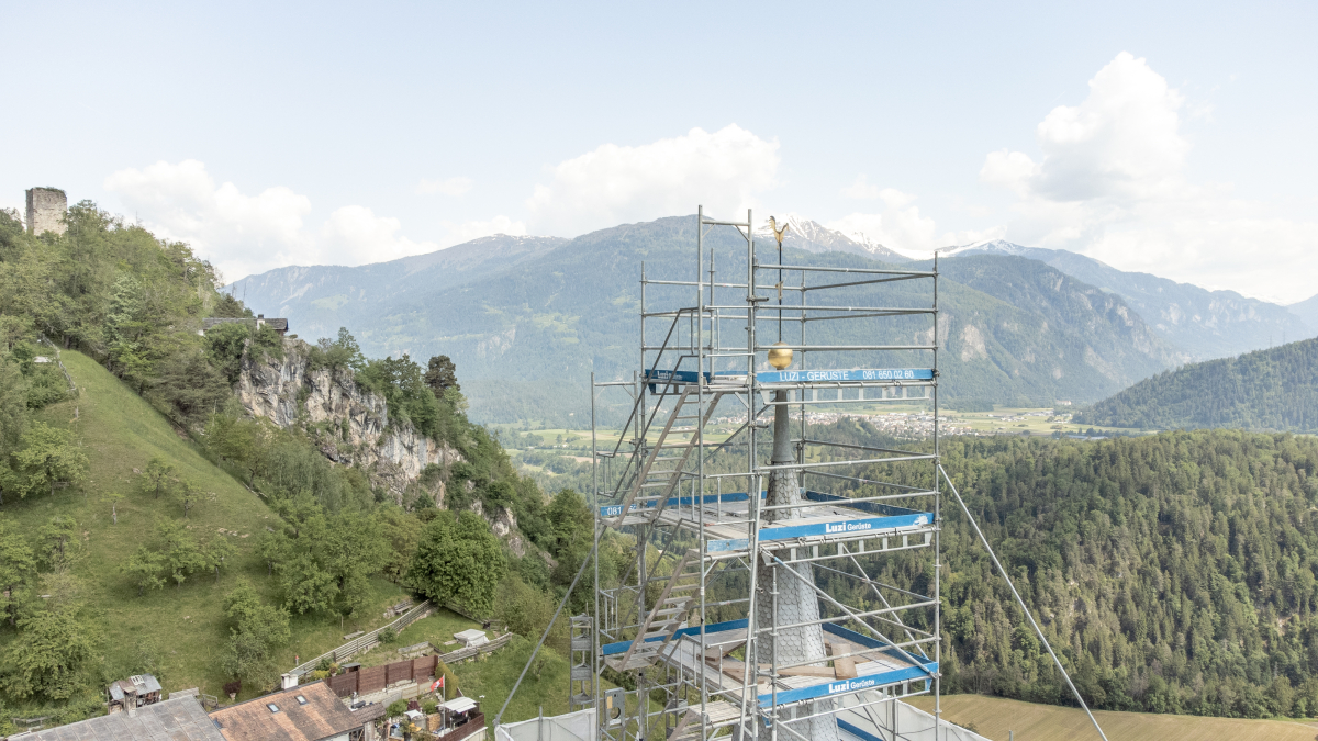 Kirchturmgerüst in Trin